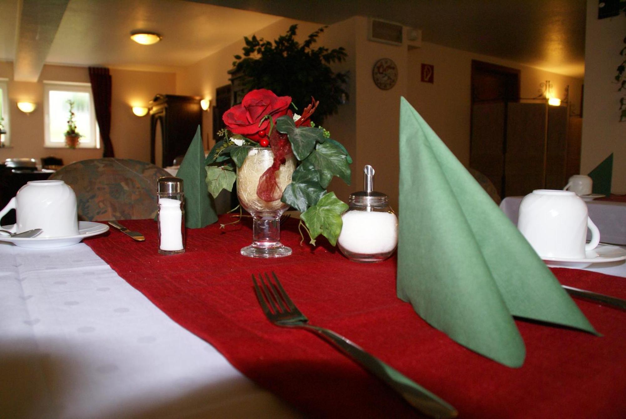 Weser Wasserbetten Hotel Baxmann Hessisch Oldendorf Dış mekan fotoğraf
